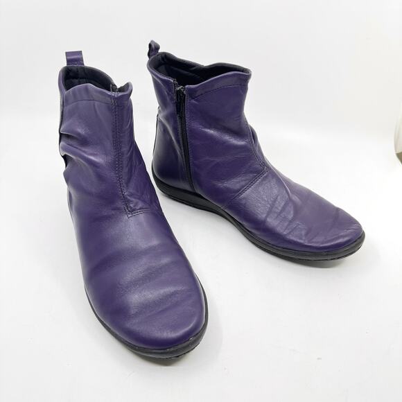 SOLE TERRA 'Lark Boot 2' Eggplant Purple Leather Ankle Boots - Picture 1 of 10
